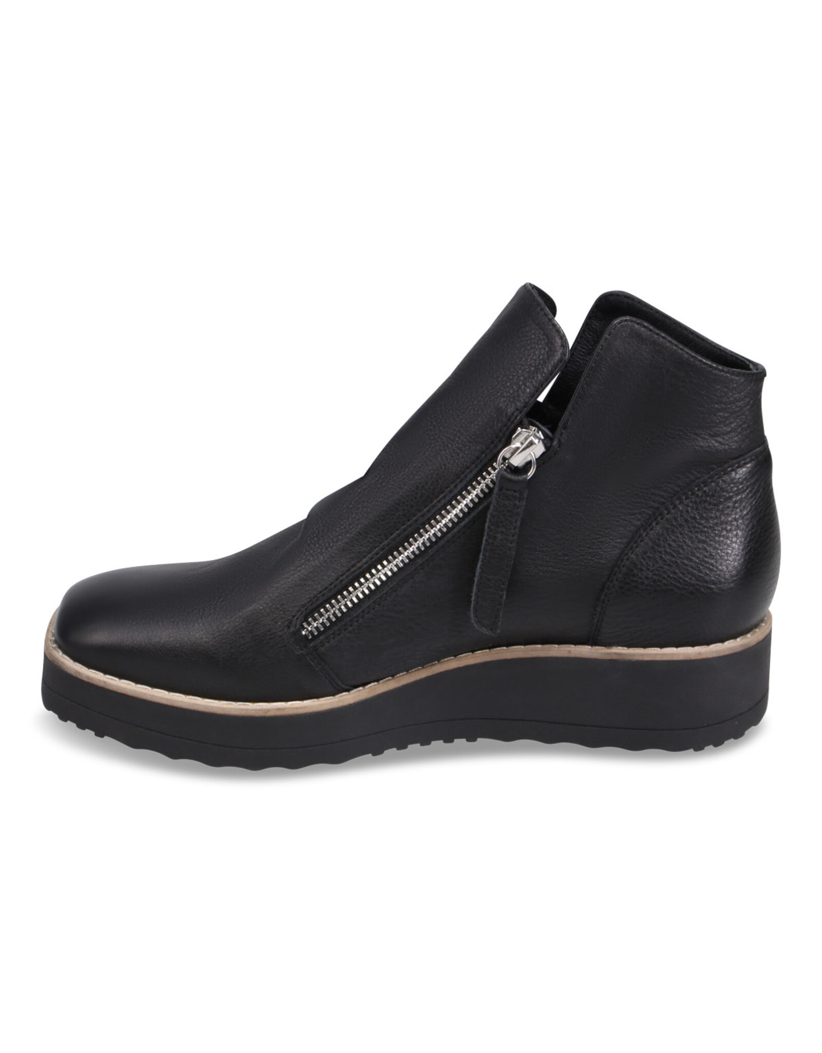 Django and Juliette Django & Juliette - Dosta (Black Leather)