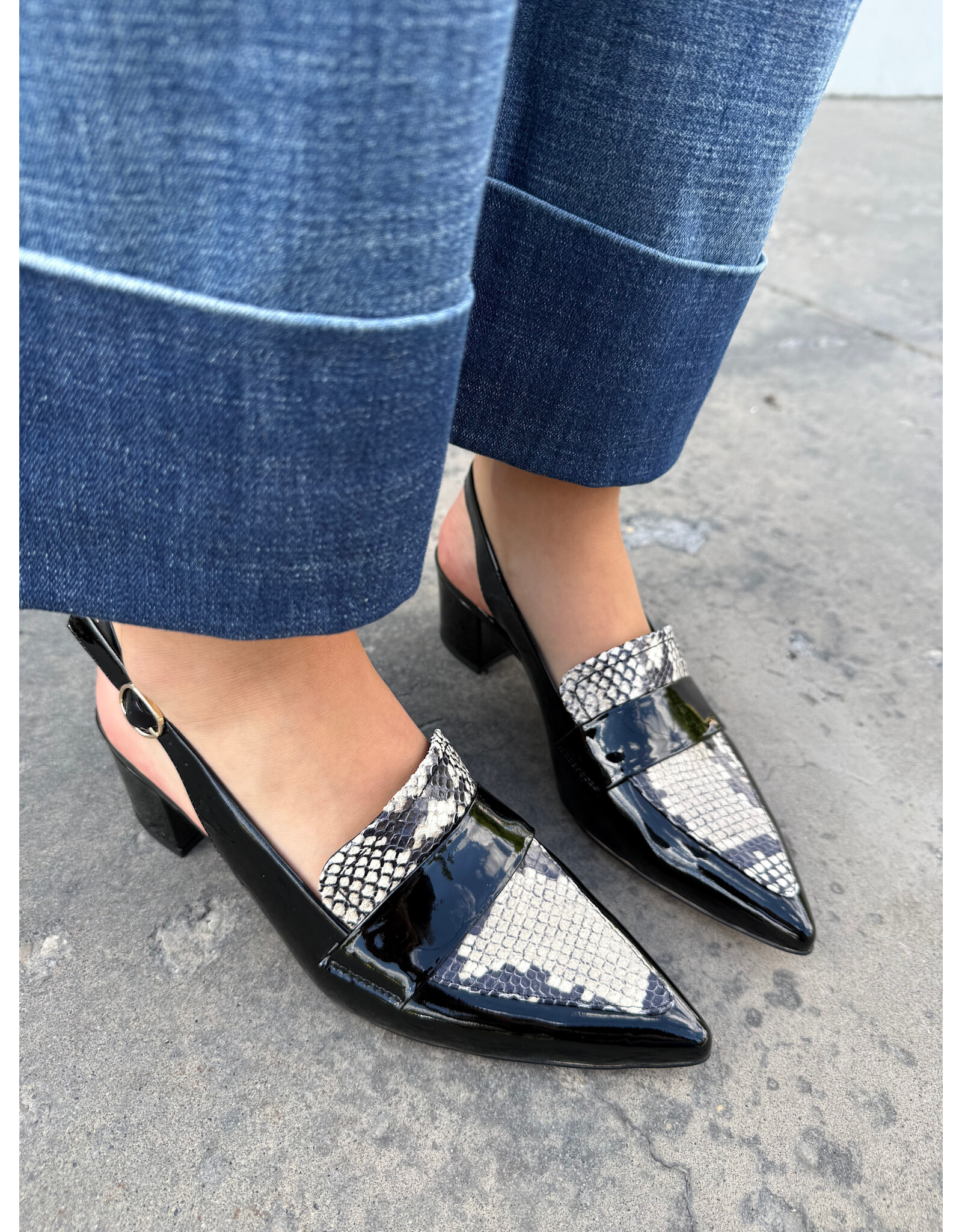 Django and Juliette Django & Juliette - Aiday (Blk / White Snake / Patent)