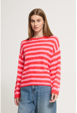 ICHI ICHI - Blush Long Sleeve Pullover (Pointsettia / Pink)
