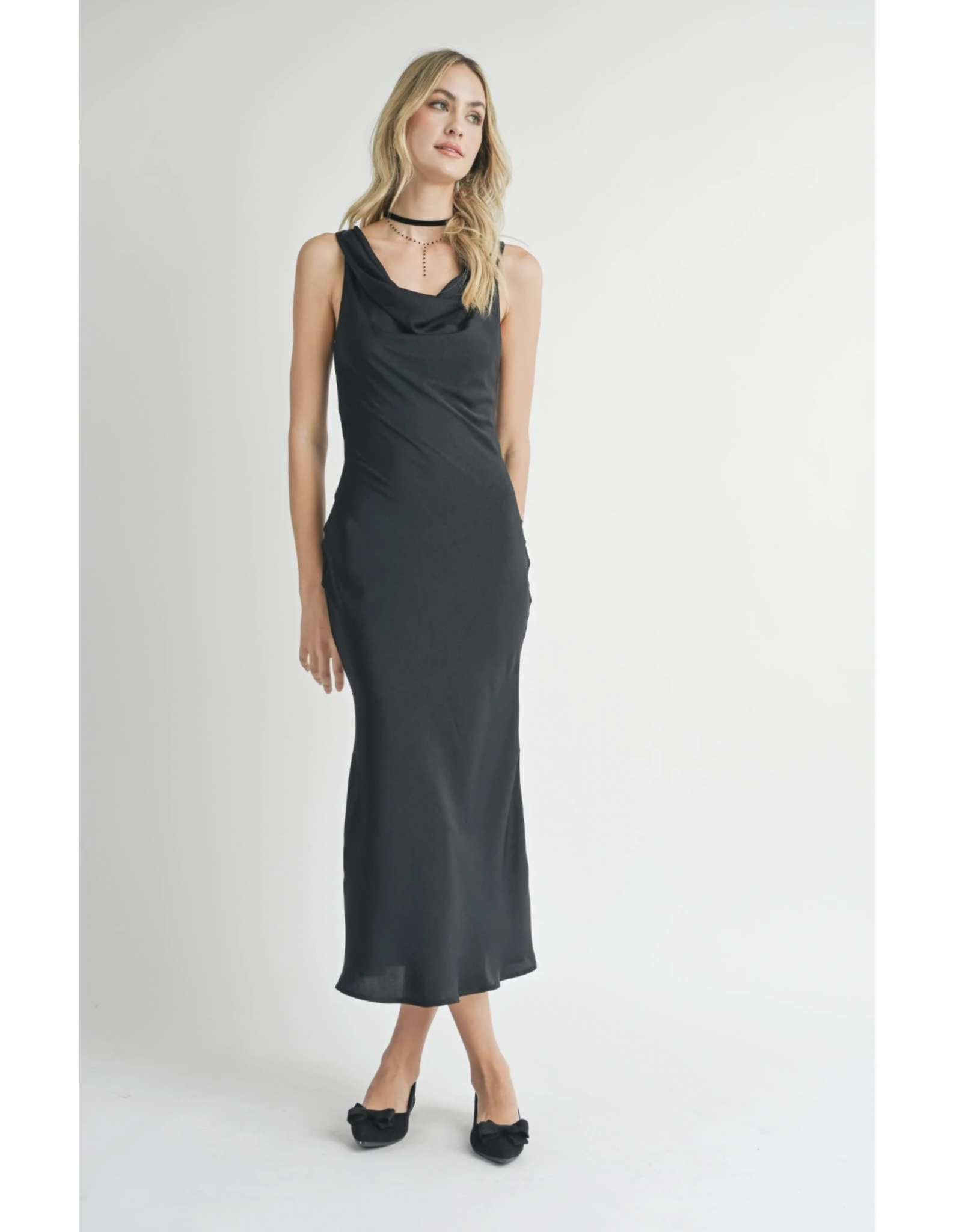 Sadie & Sage Sadie & Sage - Sweet Treat Cowl Neck Midi Dress (Black)