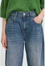 b.young b.young - Kalluna Barrel Jeans (Mid Blue Denim)