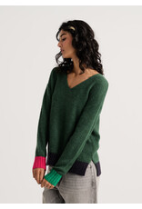 b.young Zaket & Plover - Casual Luxe V Neck Sweater (Forest)