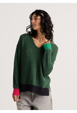 b.young Zaket & Plover - Casual Luxe V Neck Sweater (Forest)