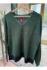 b.young Zaket & Plover - Casual Luxe V Neck Sweater (Forest)
