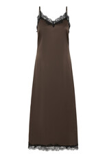 b.young b.young - Lippy Satin Slip Dress (Java)