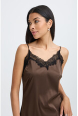 b.young b.young - Lippy Satin Slip Dress (Java)