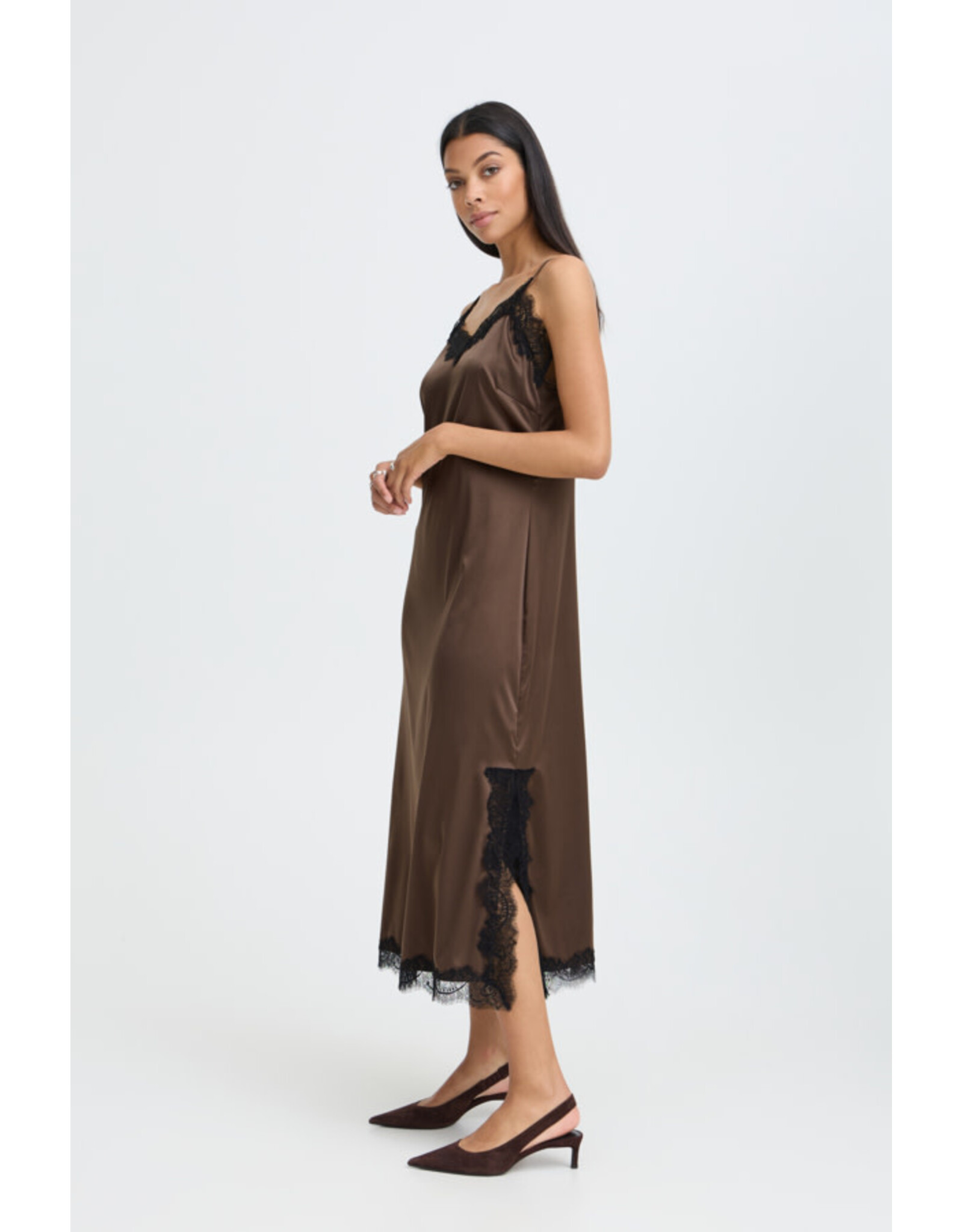 b.young b.young - Lippy Satin Slip Dress (Java)