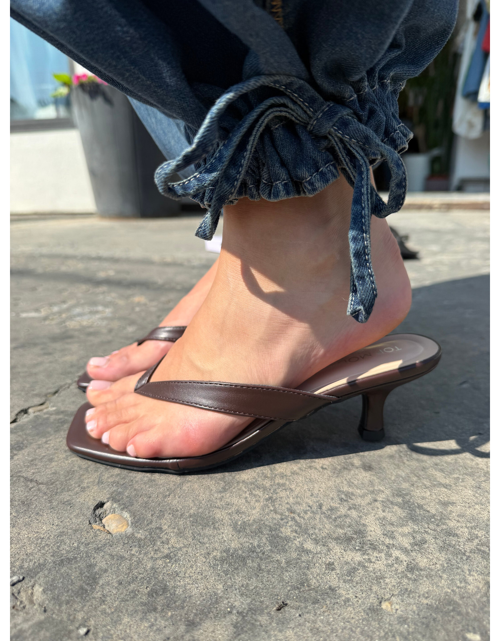 Let's See Style Lettie Kitten Heel Thong Mule (Brown)