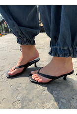 Let's See Style Lettie Kitten Heel Thong Mule (Black)