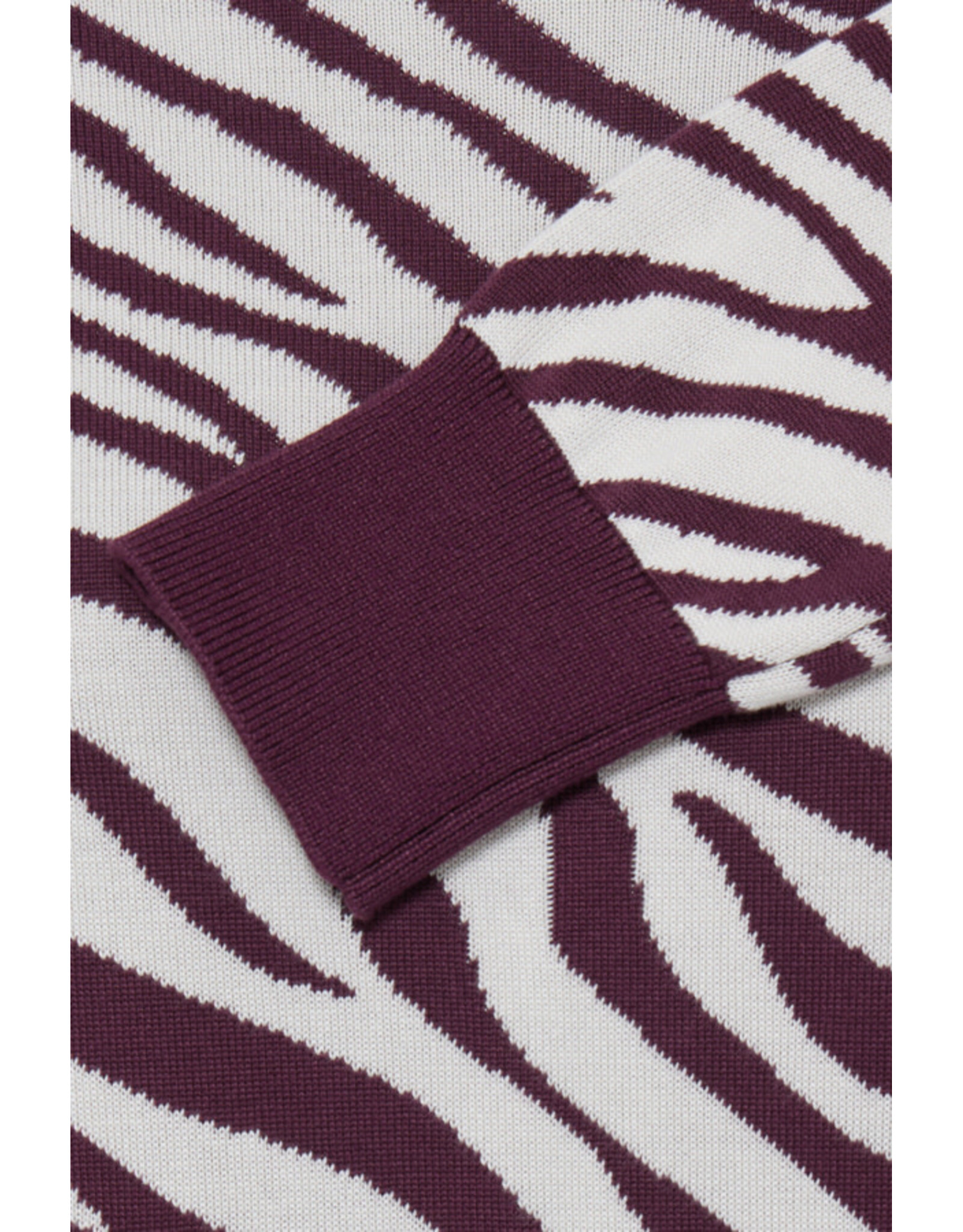 b.young b.young - Morla Crewneck Jacquard Pullover (Animal Print)