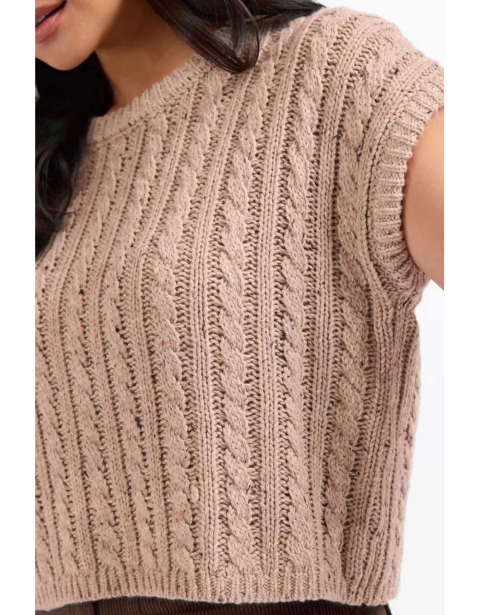 Sadie & Sage Sadie & Sage - Effortless Cable Knit Sweater Tank (Grey - Beige)