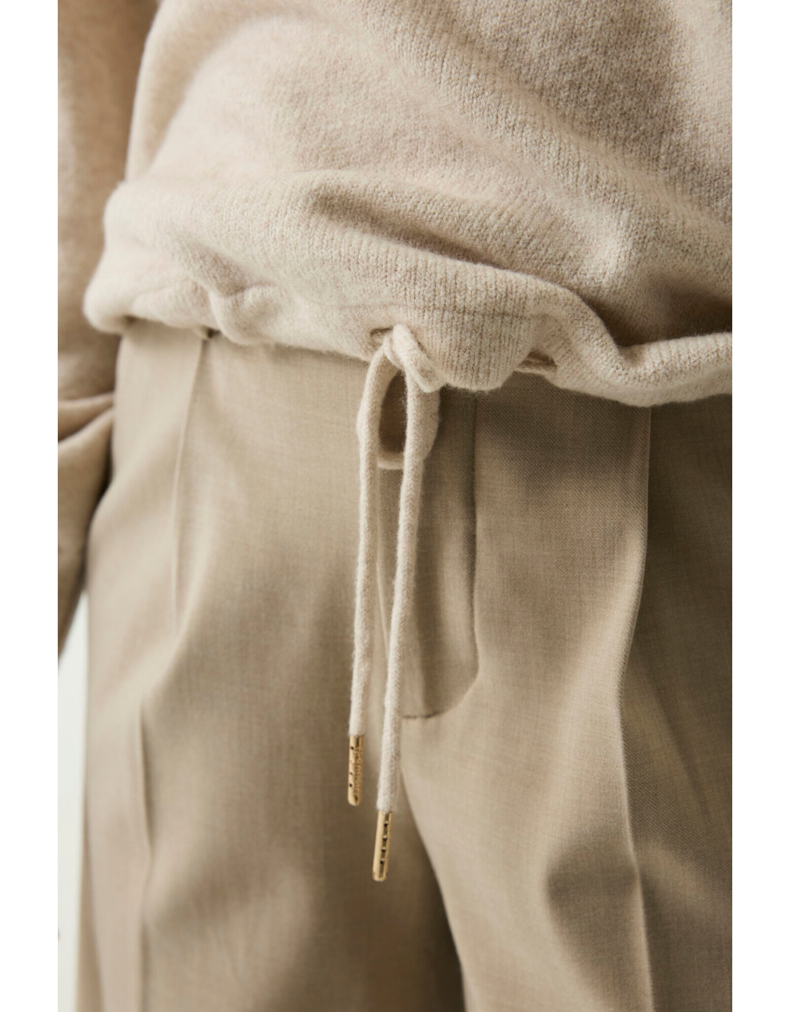 Garcia Garcia - Sweater with Waist Tie (Sand Melee)