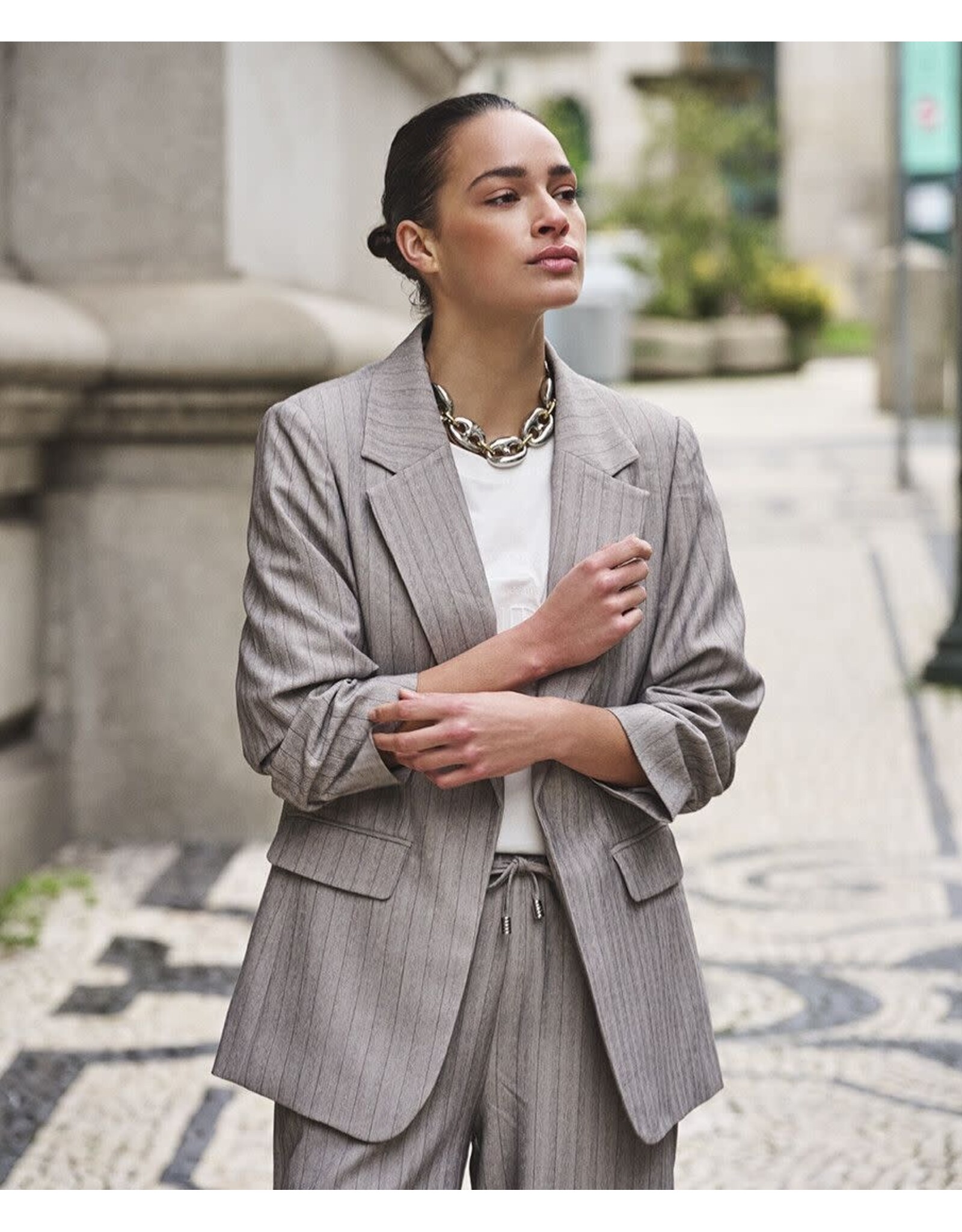 EsQualo EsQualo - 3/4 Sleeve Herringbone Blazer (Light Grey)