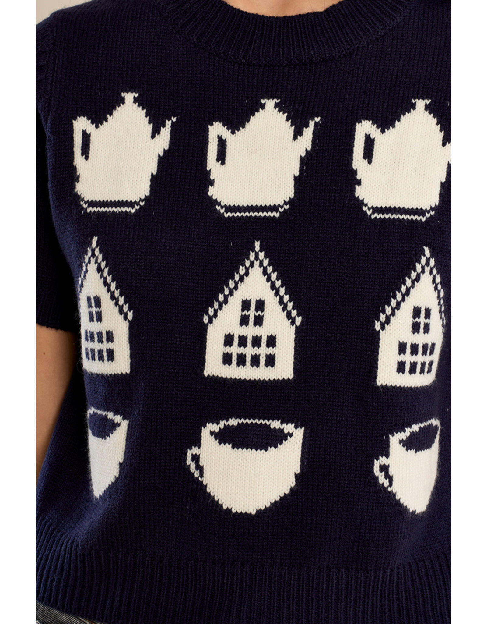 Molly Bracken Molly Bracken - Tea Time Short Sleeve Sweater (Navy)