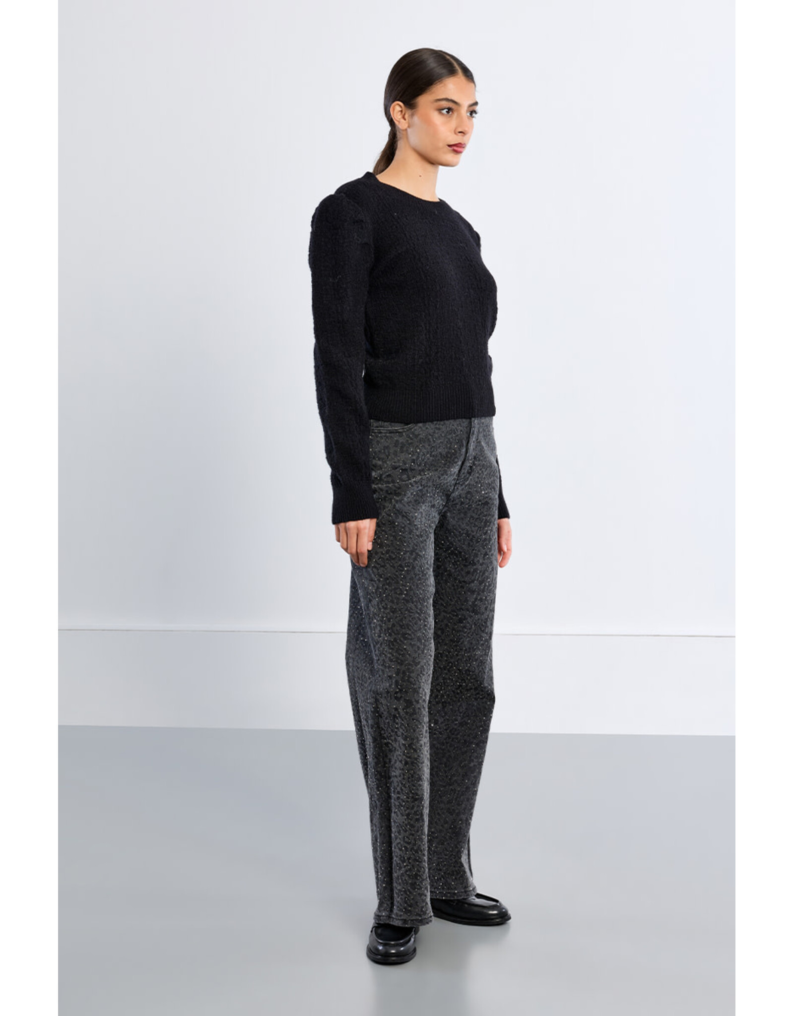 Molly Bracken Molly Bracken - Balloon Sleeve Sweater (Black)