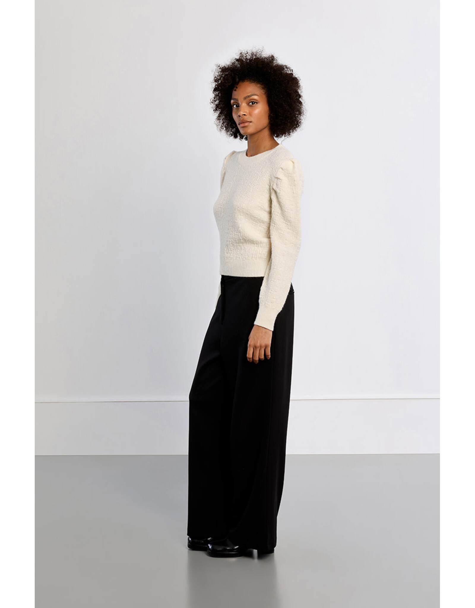 Molly Bracken Molly Bracken - Balloon Sleeve Sweater (Ecru)