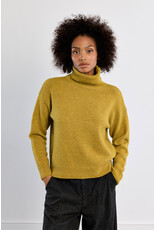 Molly Bracken Molly Bracken - Turtleneck Sweater (Lime)