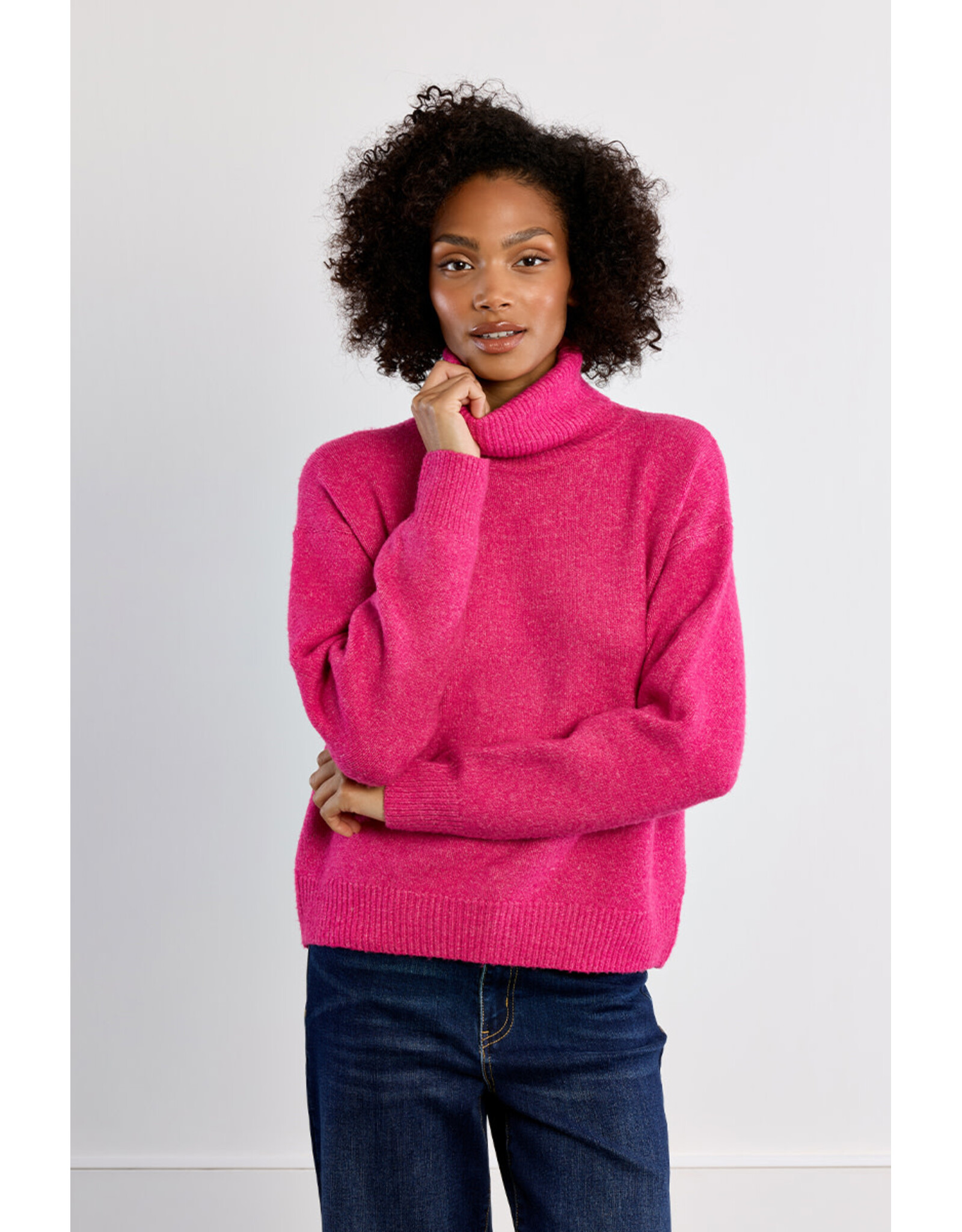 Molly Bracken Molly Bracken - Turtleneck Sweater (Fuschia)
