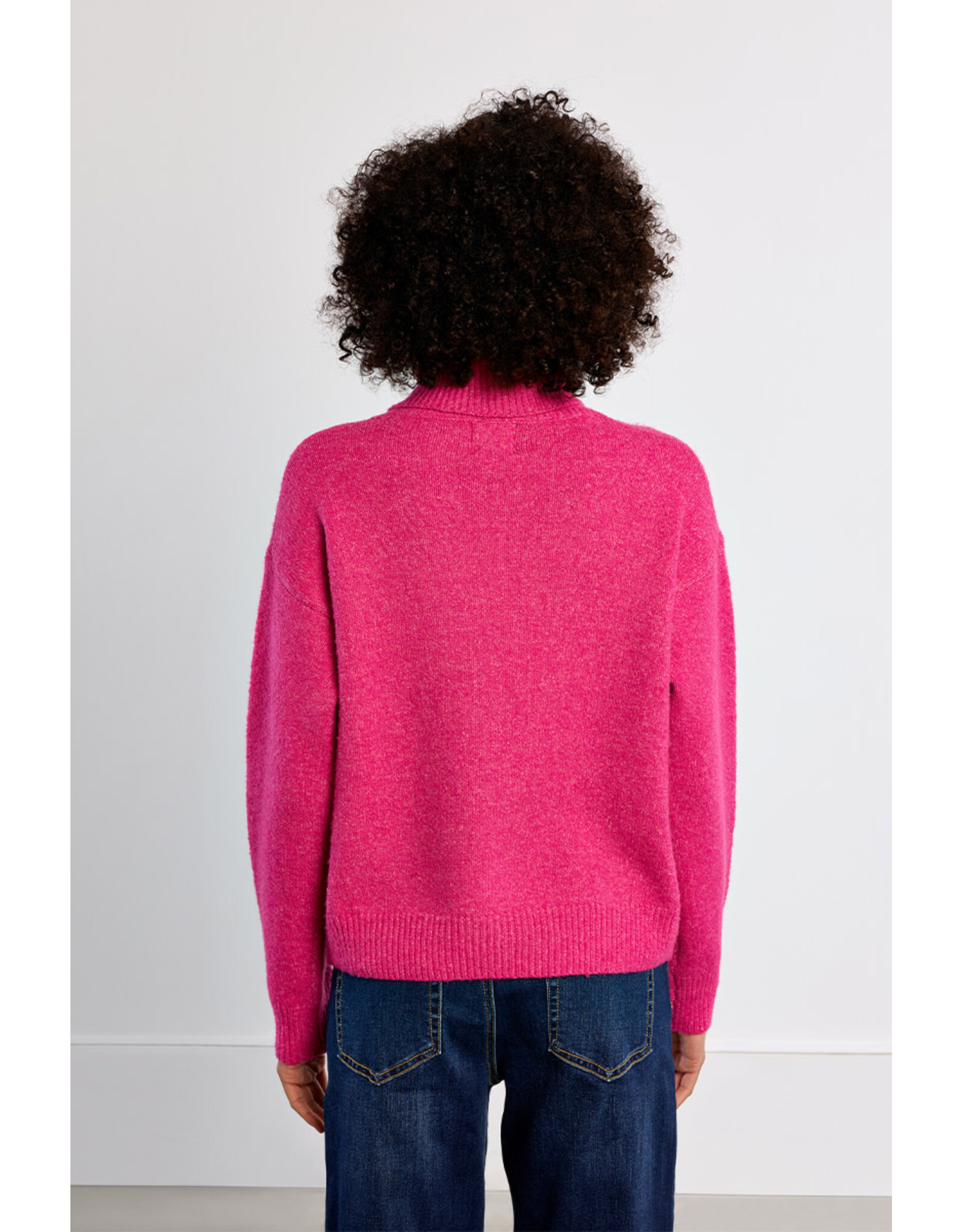 Molly Bracken Molly Bracken - Turtleneck Sweater (Fuschia)