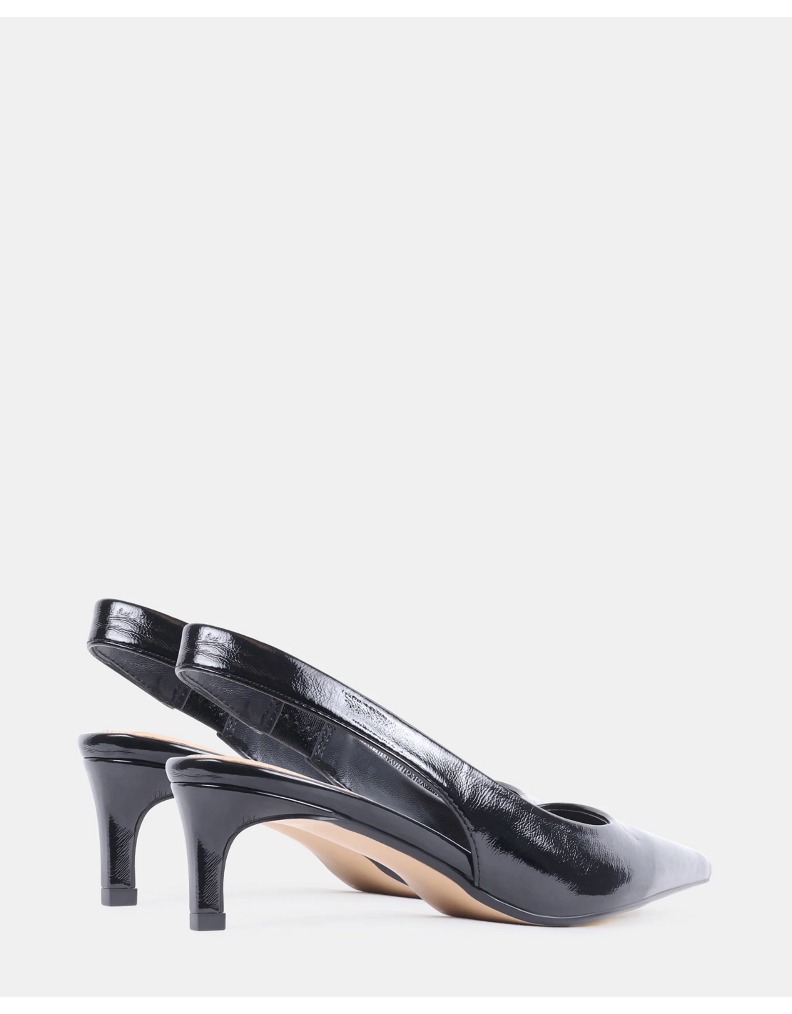 Steve Madden Steve Madden - Carmen Faux Leather Patent Slingback Pump (Black)