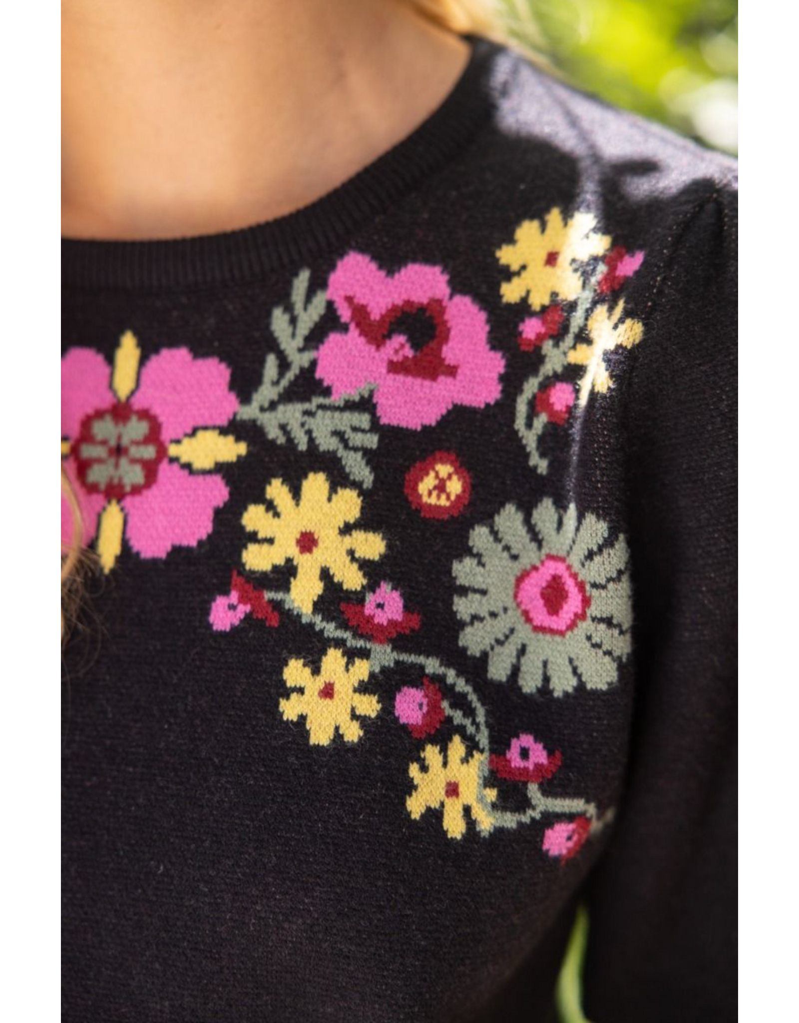 Voy Floral Print Short Bubble Sleeve Sweater (Black)