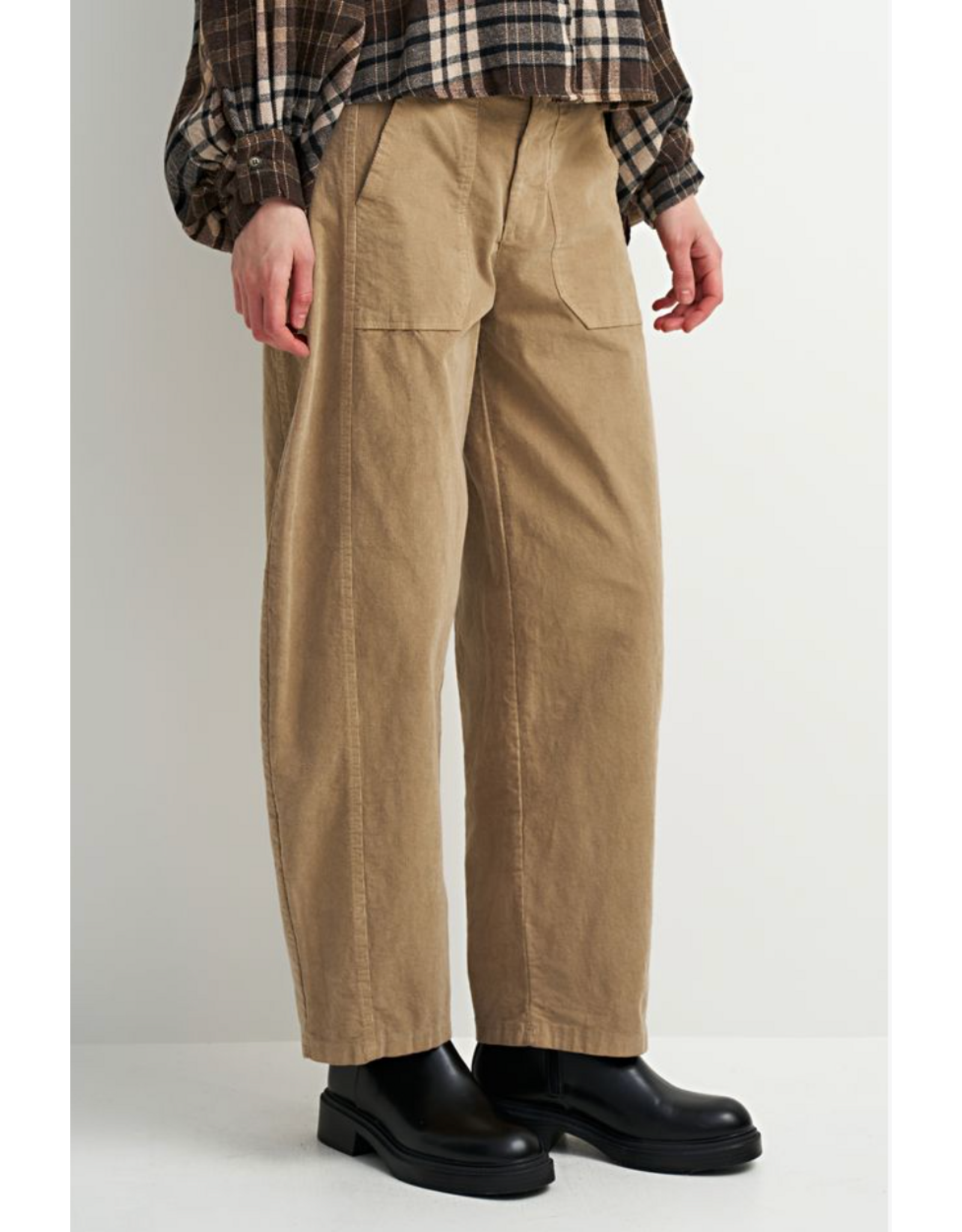 Astrid Astrid - Cowboy Couture Corduroy Barrel Pant (Camel)