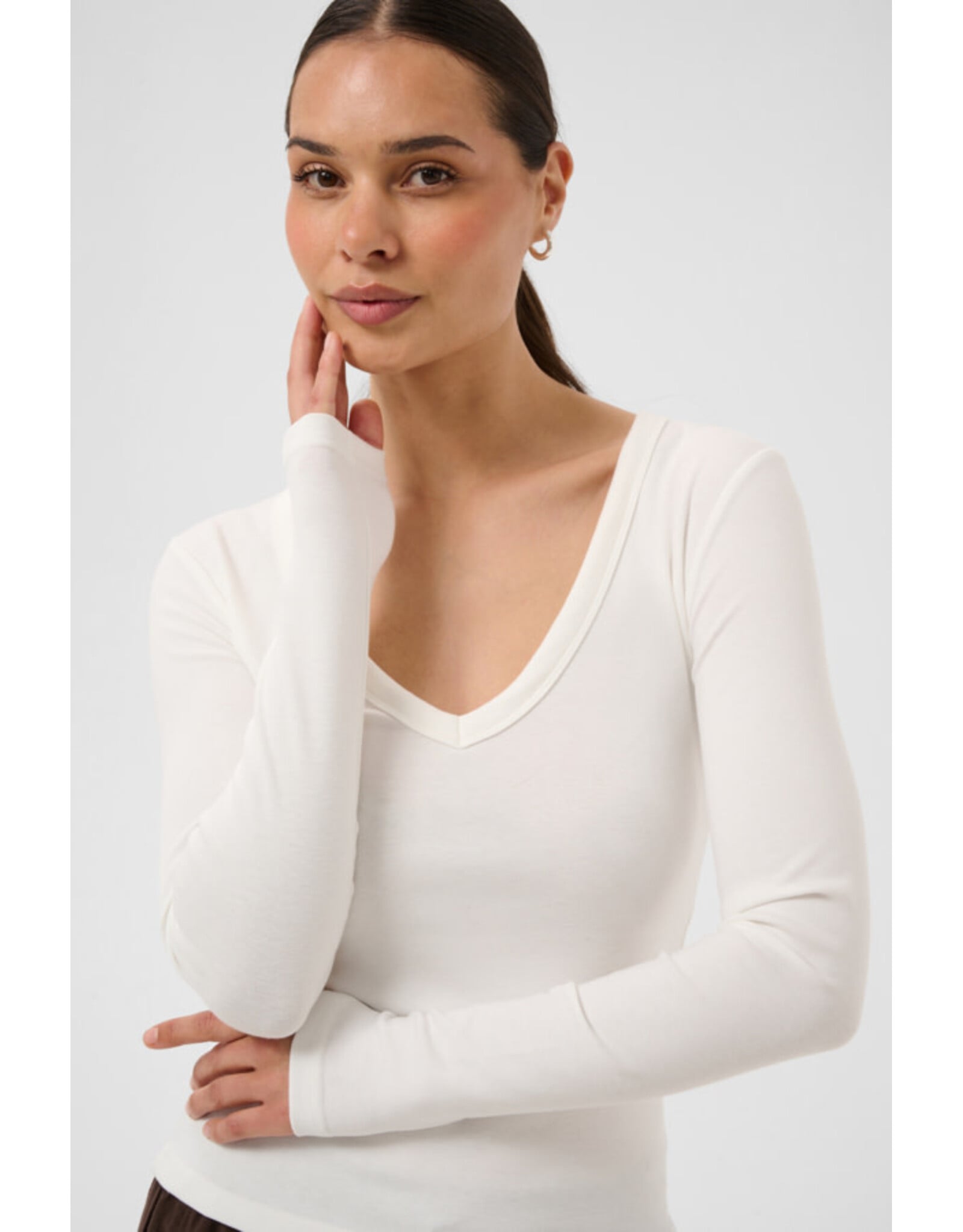 Kaffe Kaffe - Liddy Deep V Neck Long Sleeve Tee (Chalk)