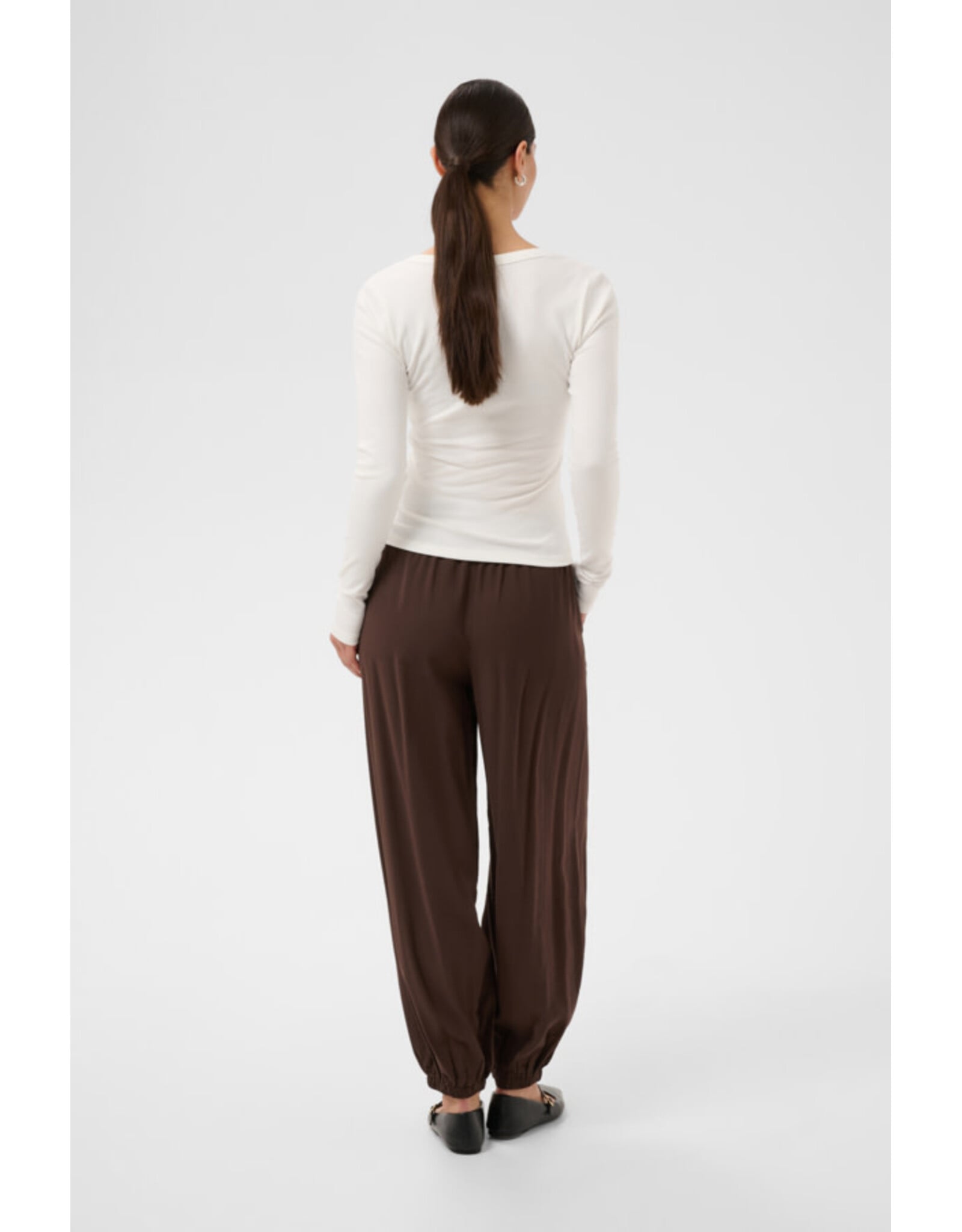 Kaffe Kaffe - Liddy Deep V Neck Long Sleeve Tee (Chalk)