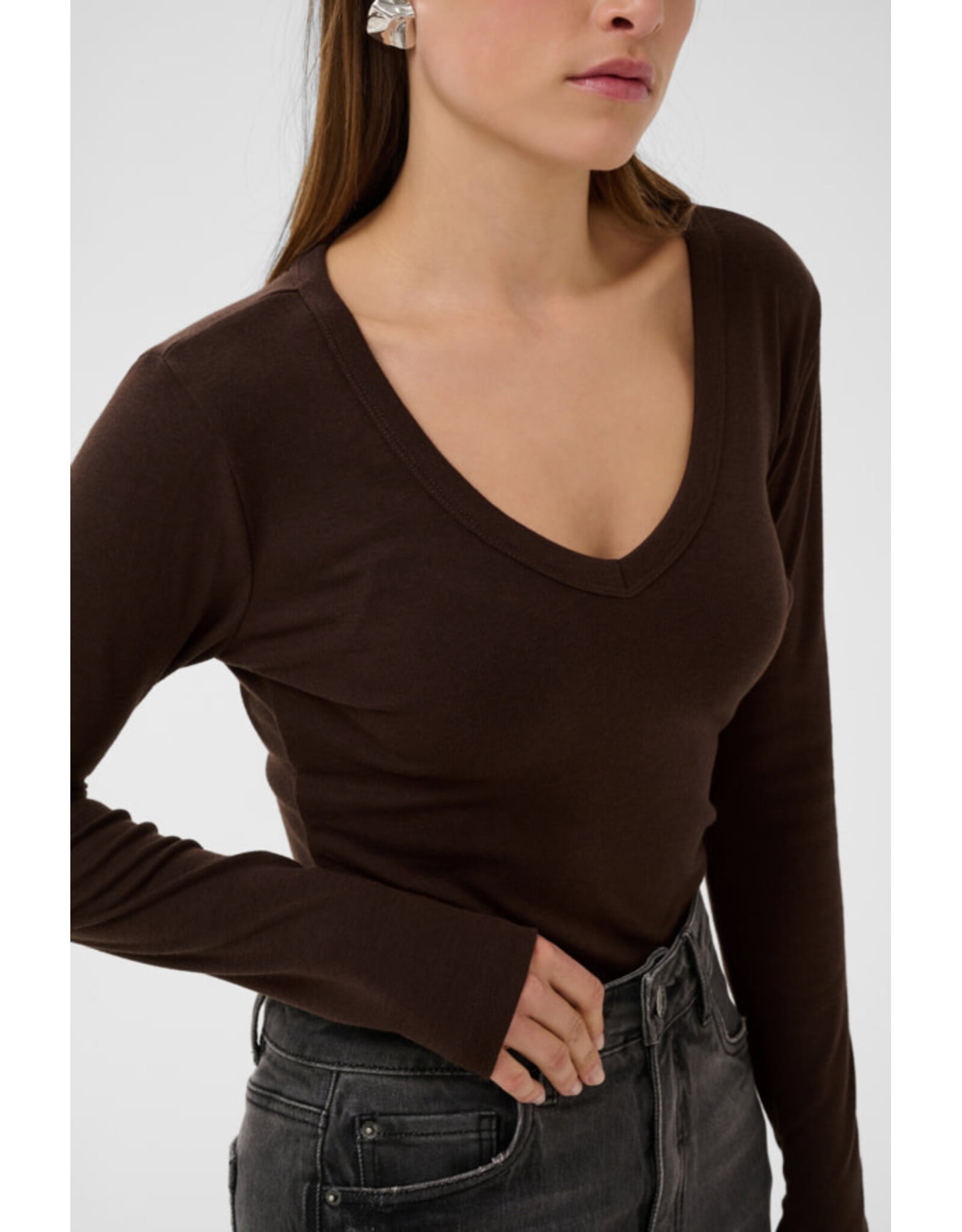 Kaffe Kaffe - Liddy Deep V Neck Long Sleeve Tee (Coffee Bean)