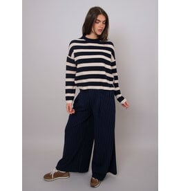 RD Style RD Style - Maheen Long Sleeve Crew Neck (Navy - Beige)