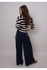 RD Style RD Style - Maheen Long Sleeve Crew Neck (Navy - Beige)
