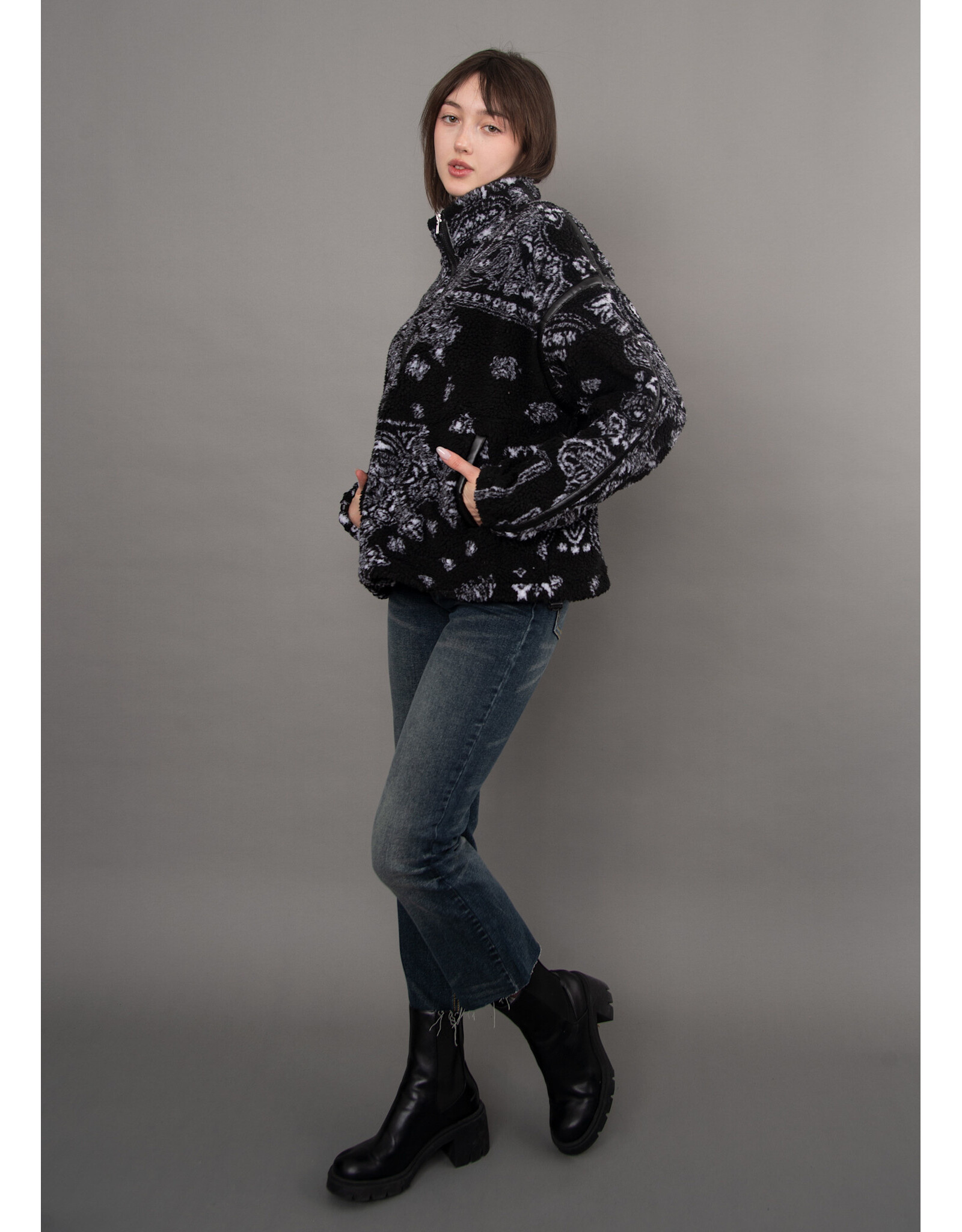 RD Style RD Style - Mila Printed Half Zip (Black)