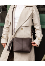Louenhide Louenhide - Kasey Crossbody Bag (Chocolate)