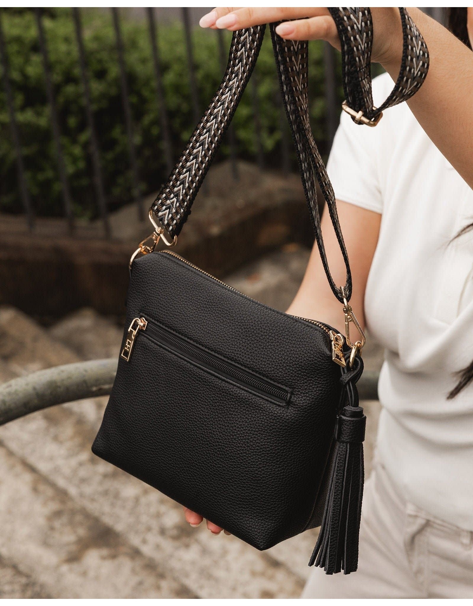 Louenhide Louenhide - Kasey Crossbody Bag (Black)