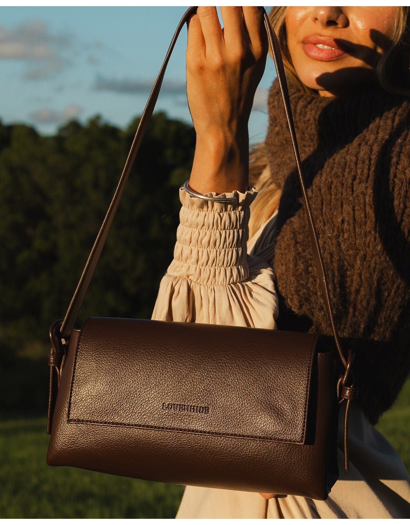 Louenhide Louenhide - Sophia Crossbody Bag (Chocolate)