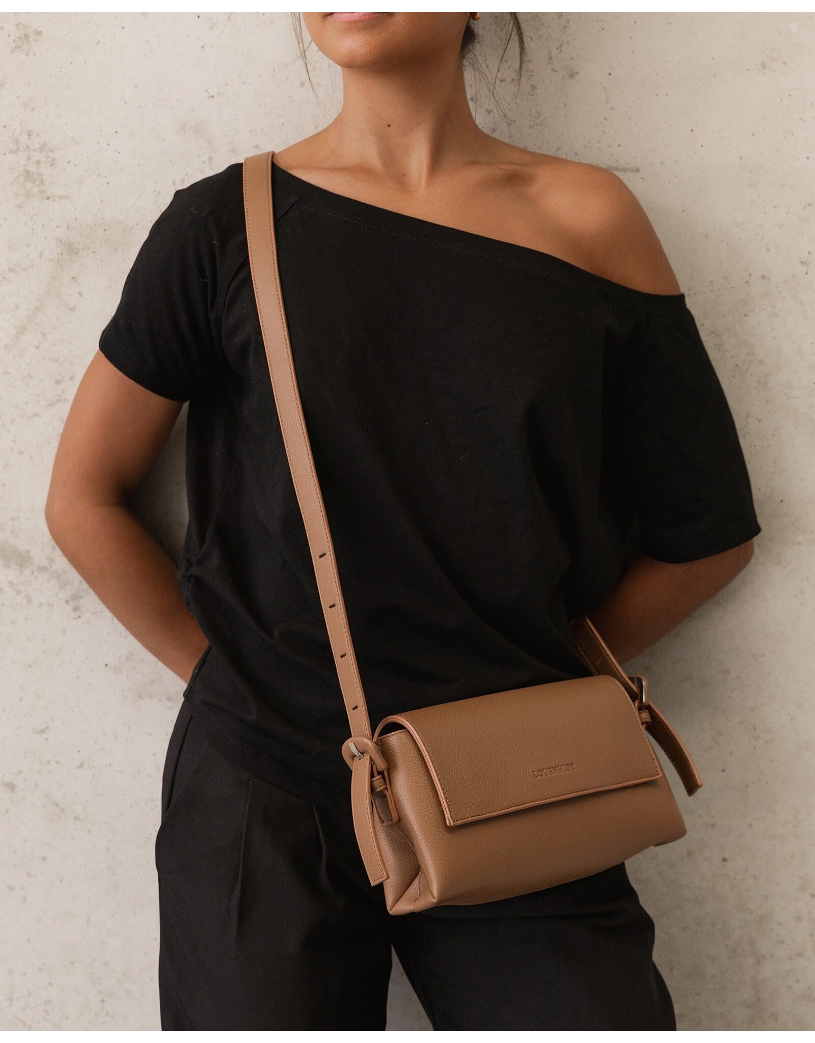 Louenhide Louenhide - Sophia Crossbody Bag (Honey)