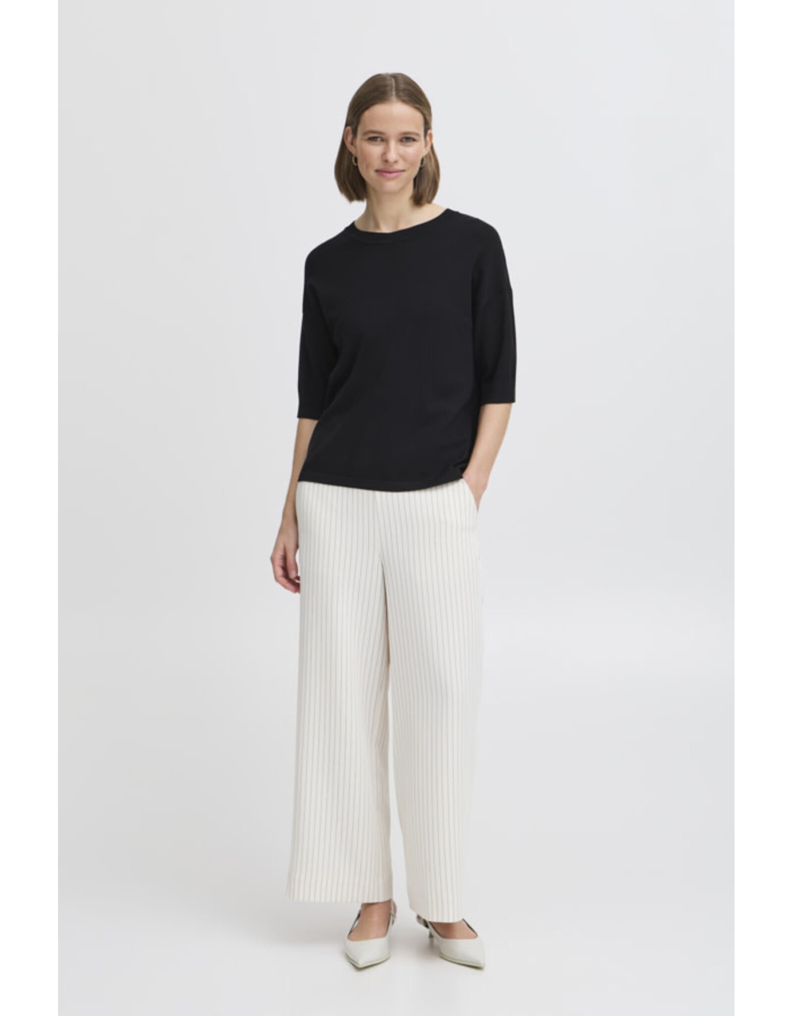 b.young b.young - Morla Short Sleeve Pullover (Black)