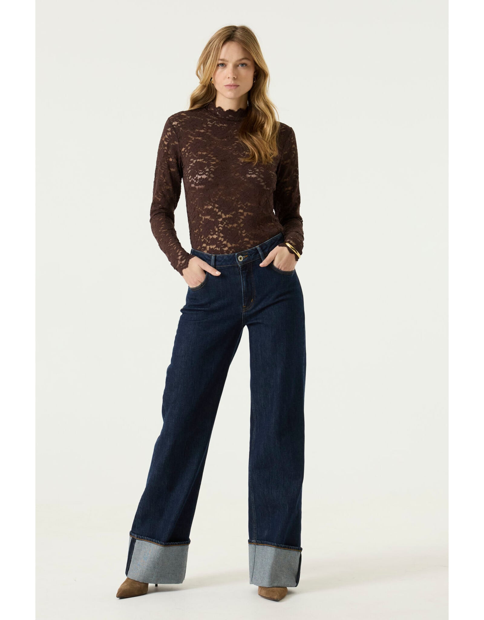 Garcia Garcia - Lace Long Sleeve (Hazel Bloom)