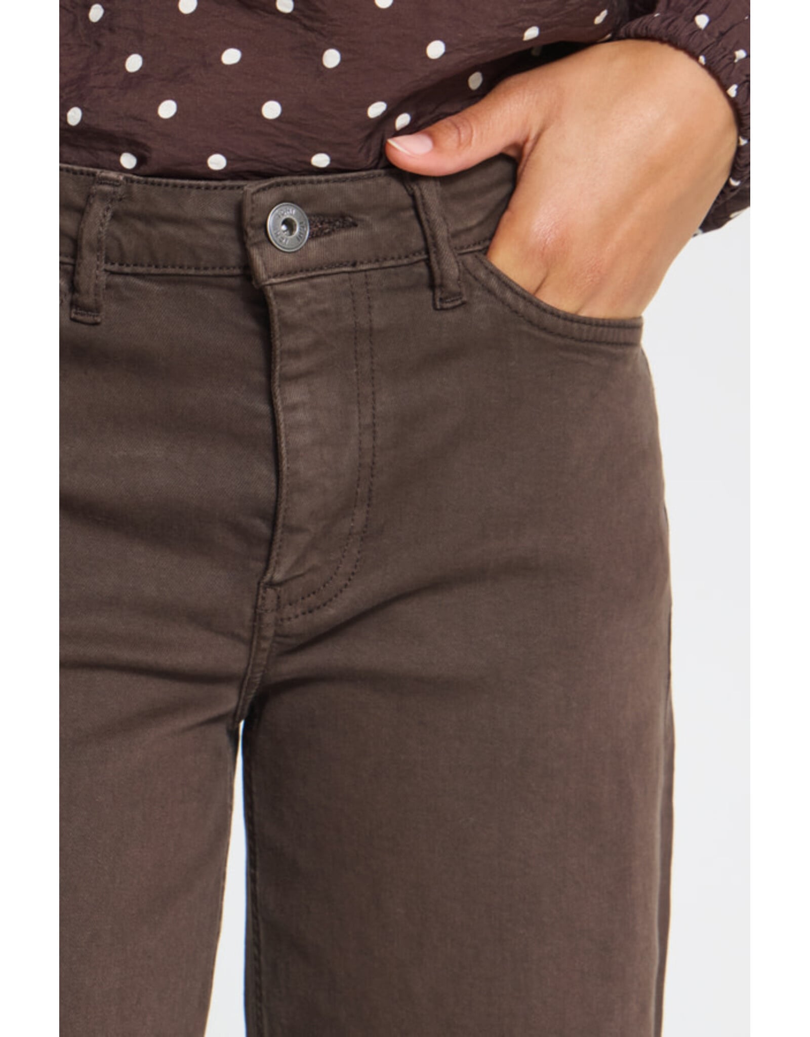 ICHI ICHI - Twiggy Flared High Waist Jeans (Coffee Bean)