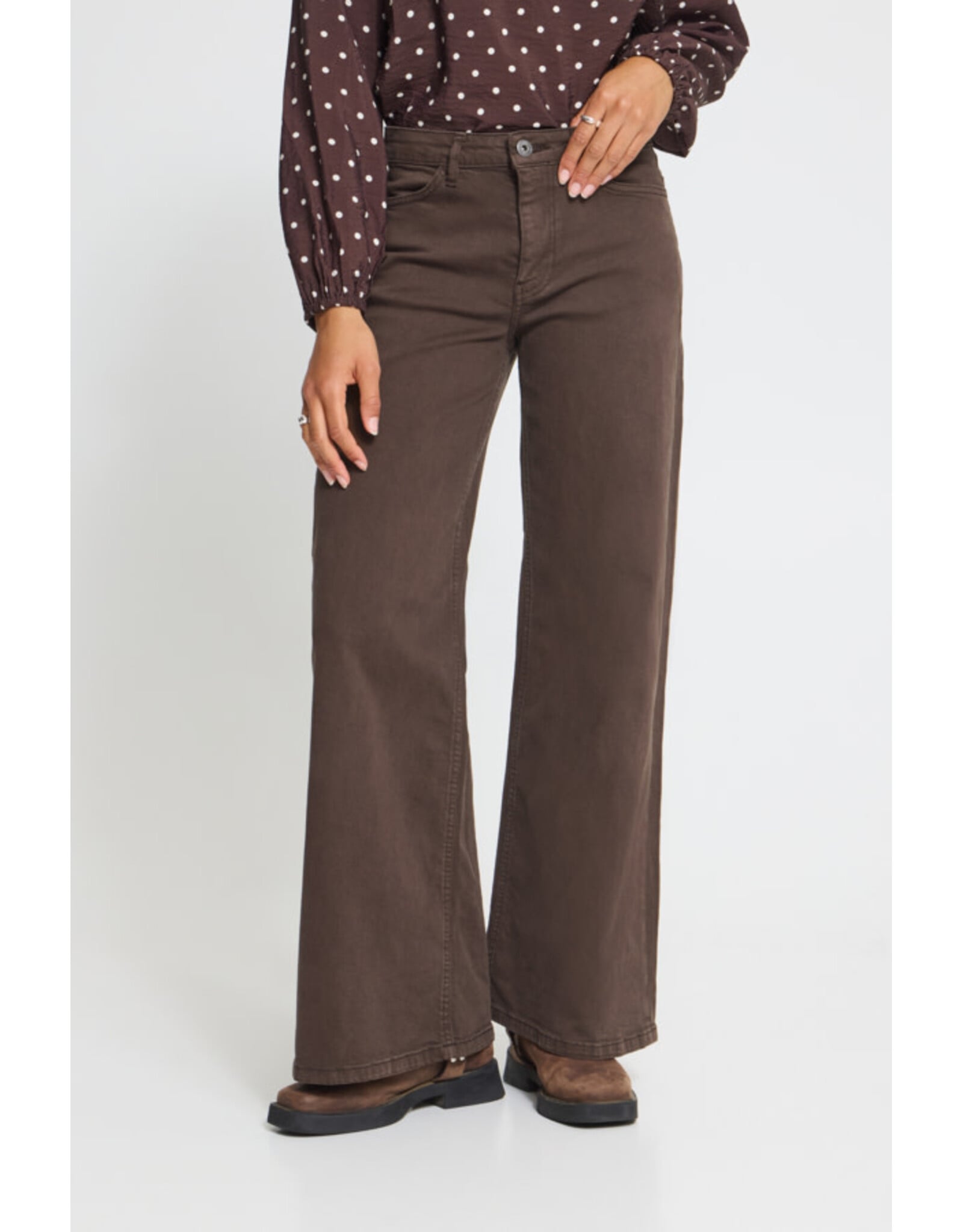 ICHI ICHI - Twiggy Flared High Waist Jeans (Coffee Bean)