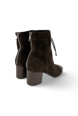 Django and Juliette Django & Juliette - Valina  (Chocolate / Suede / Patent)