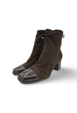Django and Juliette Django & Juliette - Valina  (Chocolate / Suede / Patent)