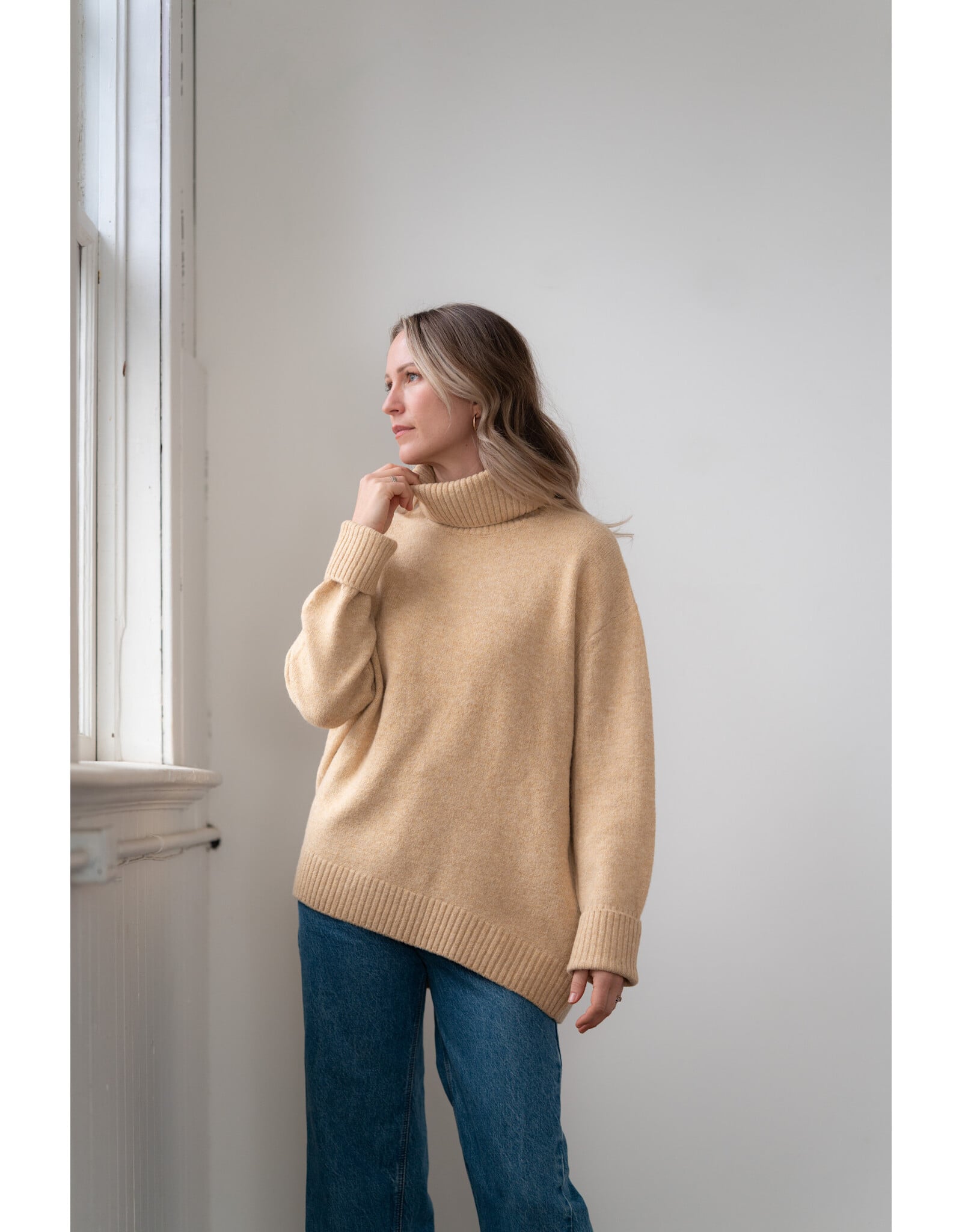 Echo Verde Echo Verde - The Dog Walker Sweater (Straw)