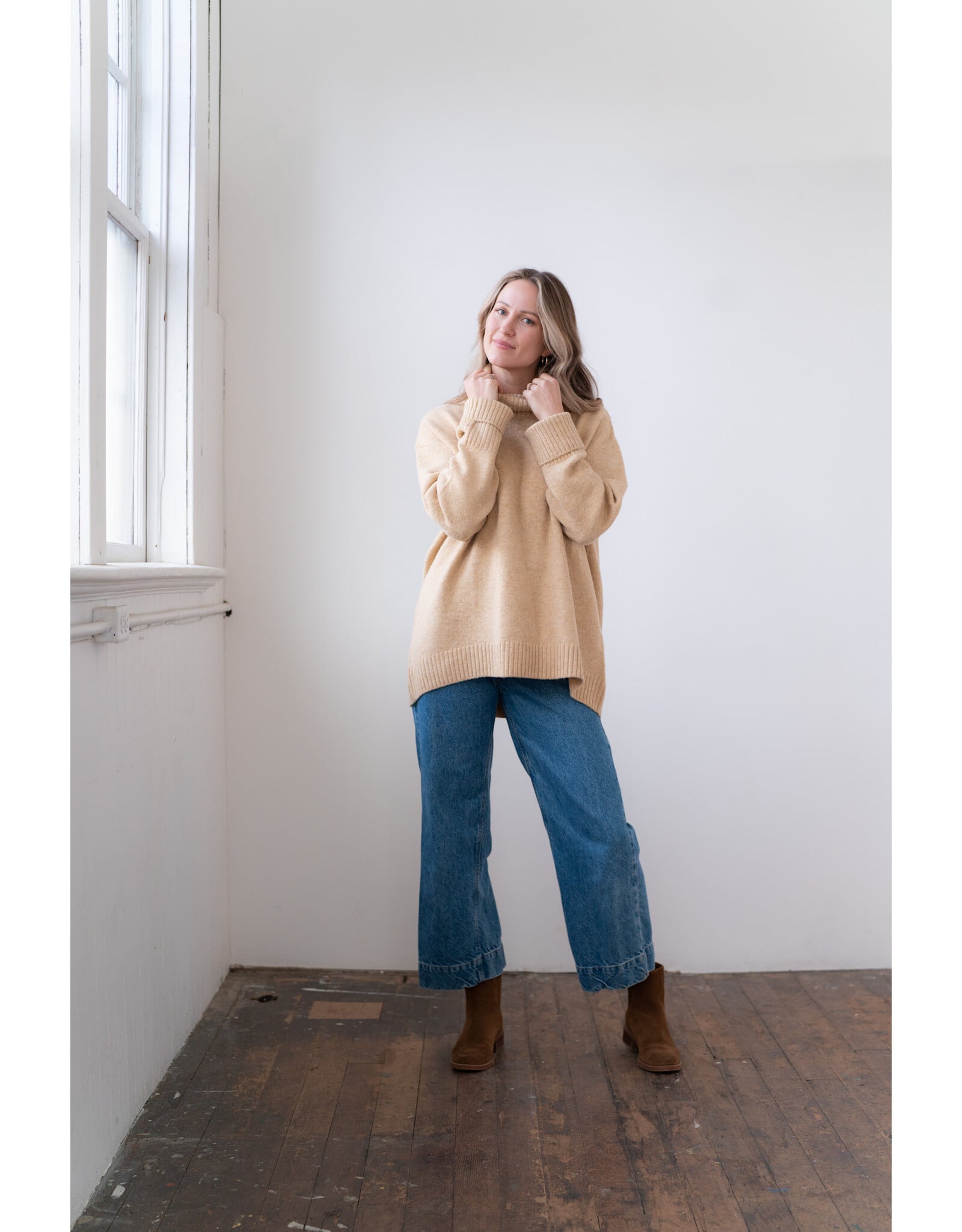 Echo Verde Echo Verde - The Dog Walker Sweater (Straw)