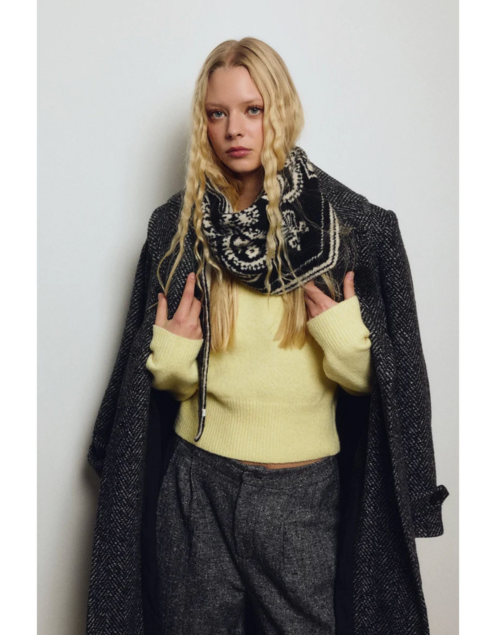 Molly Bracken Molly Bracken - Knit Bandana Scarf (Black)