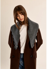 Molly Bracken Molly Bracken - Knit Scalloped Edge Scarf (Grey)