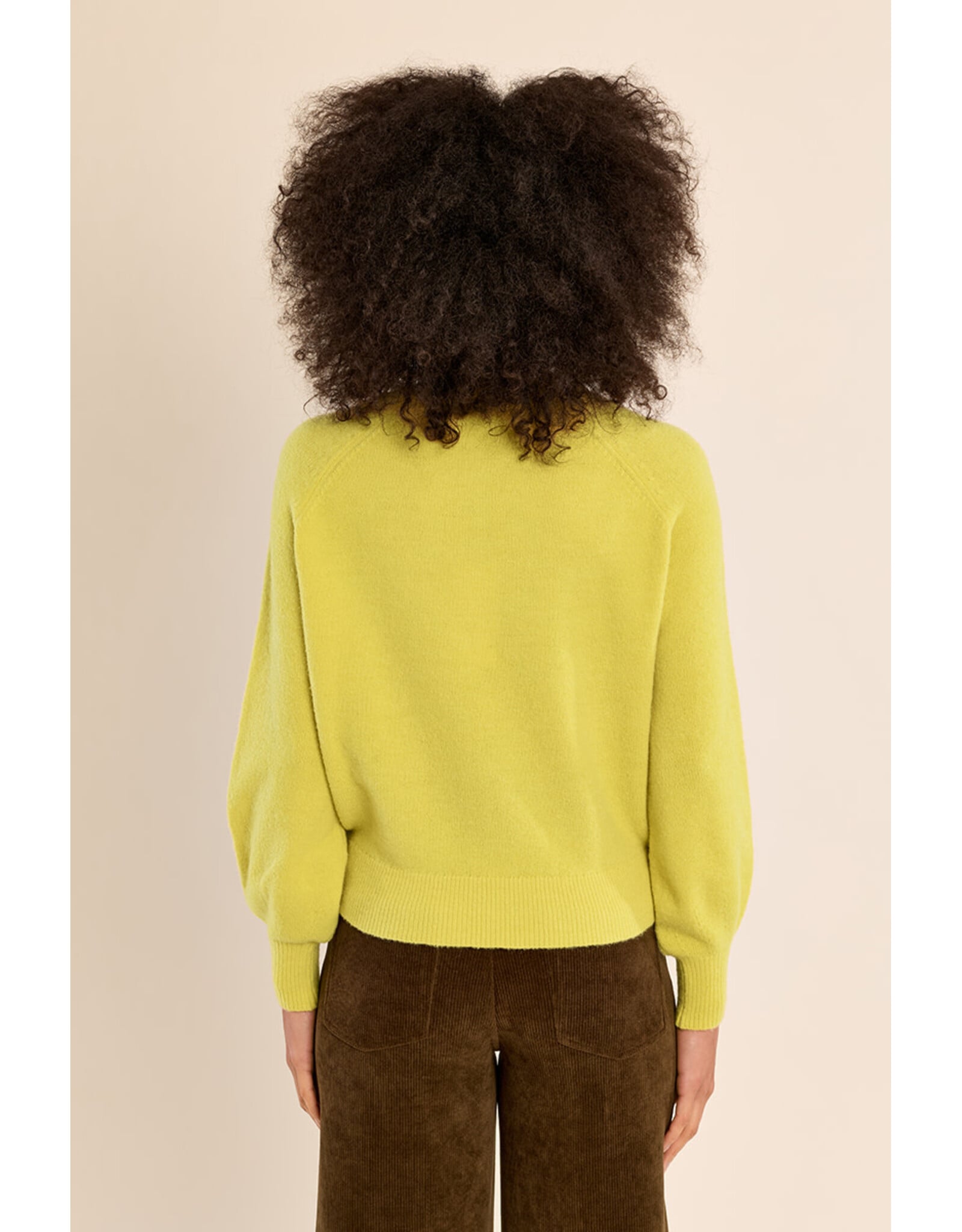 Molly Bracken Molly Bracken - Button Down Sweater (Lime)