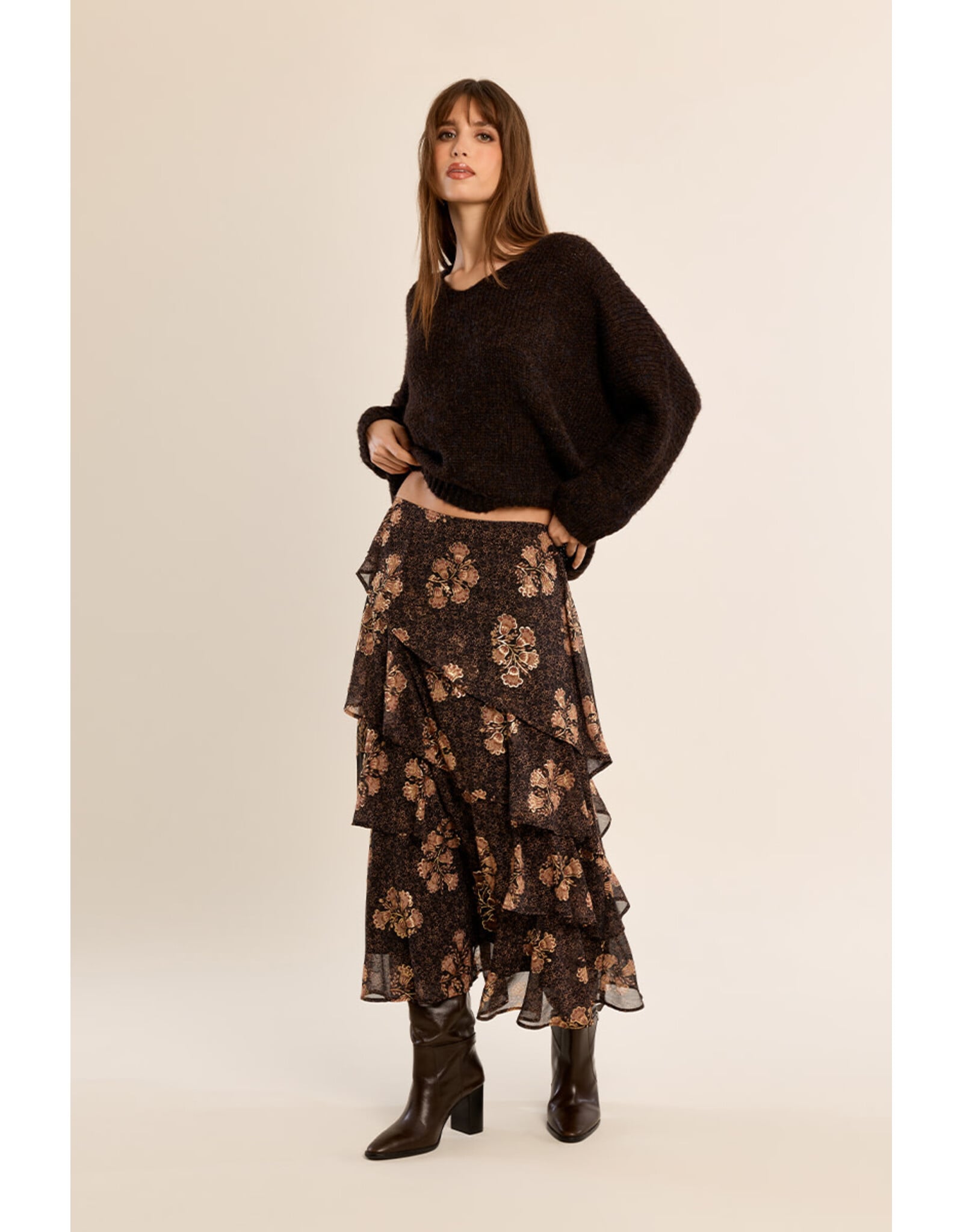 Molly Bracken Molly Bracken - V Neck Sweater (Chocolate)