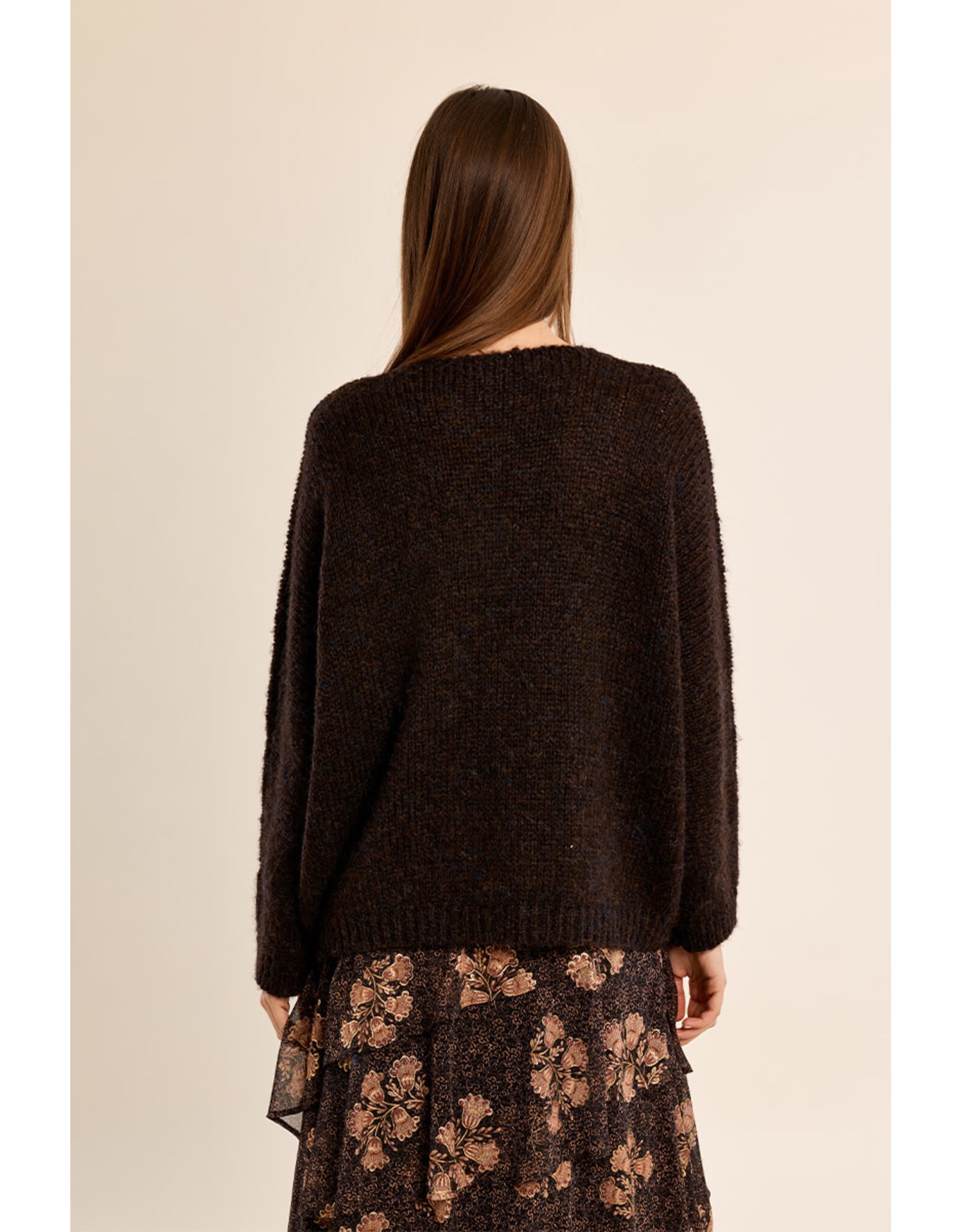 Molly Bracken Molly Bracken - V Neck Sweater (Chocolate)
