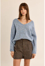 Molly Bracken Molly Bracken - V Neck Sweater (Denim Blue)